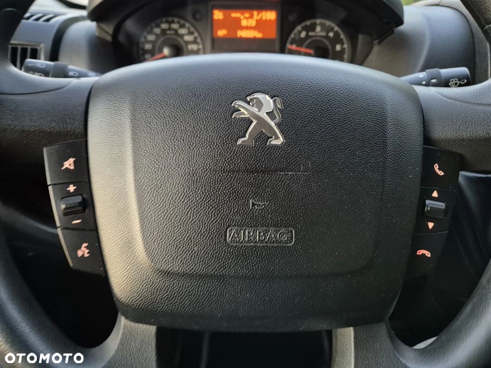 Peugeot Boxer 3.0 180KM Brygadówka Śliczny - 15