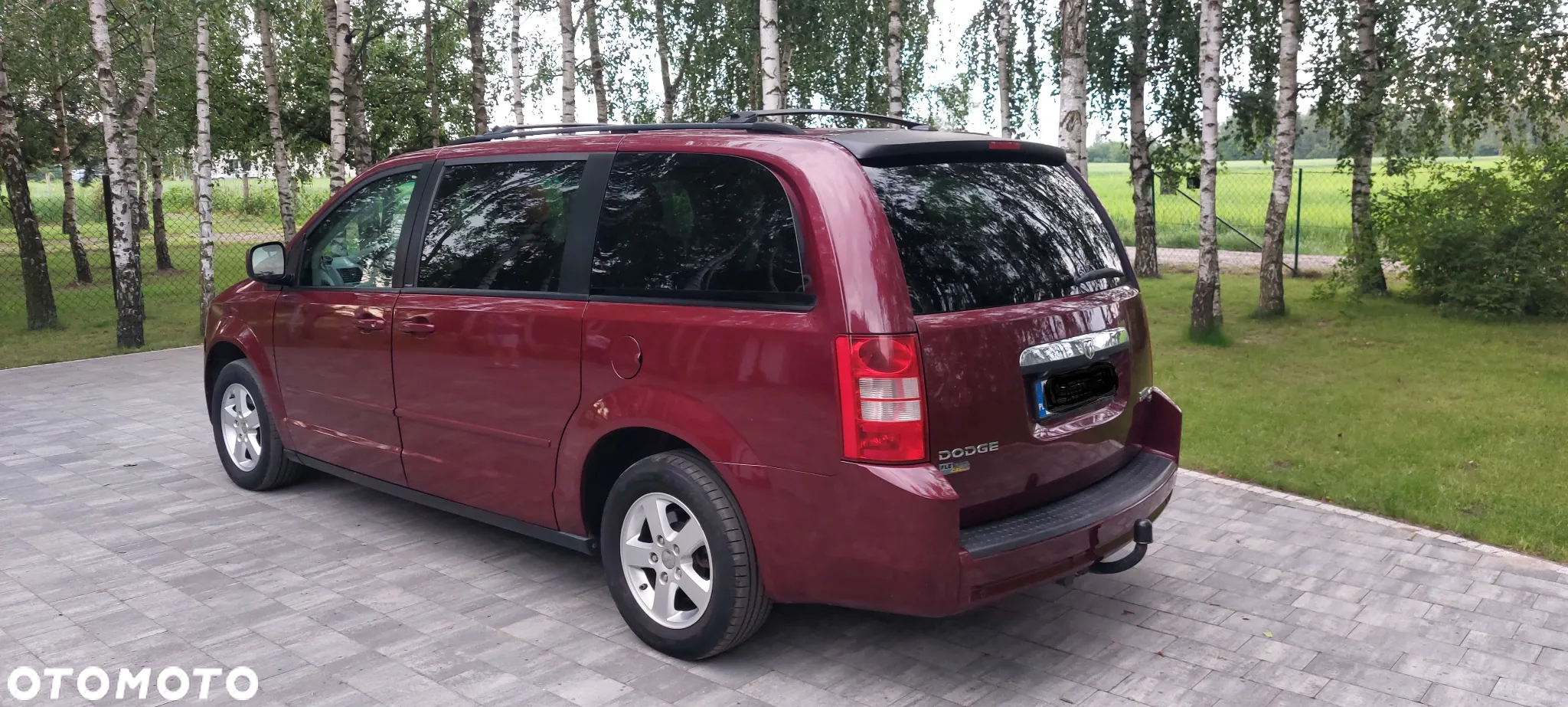 Dodge Caravan - 3