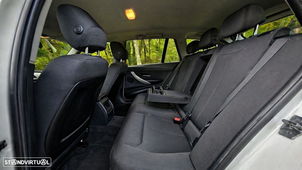 BMW 320 d Line Modern - 18