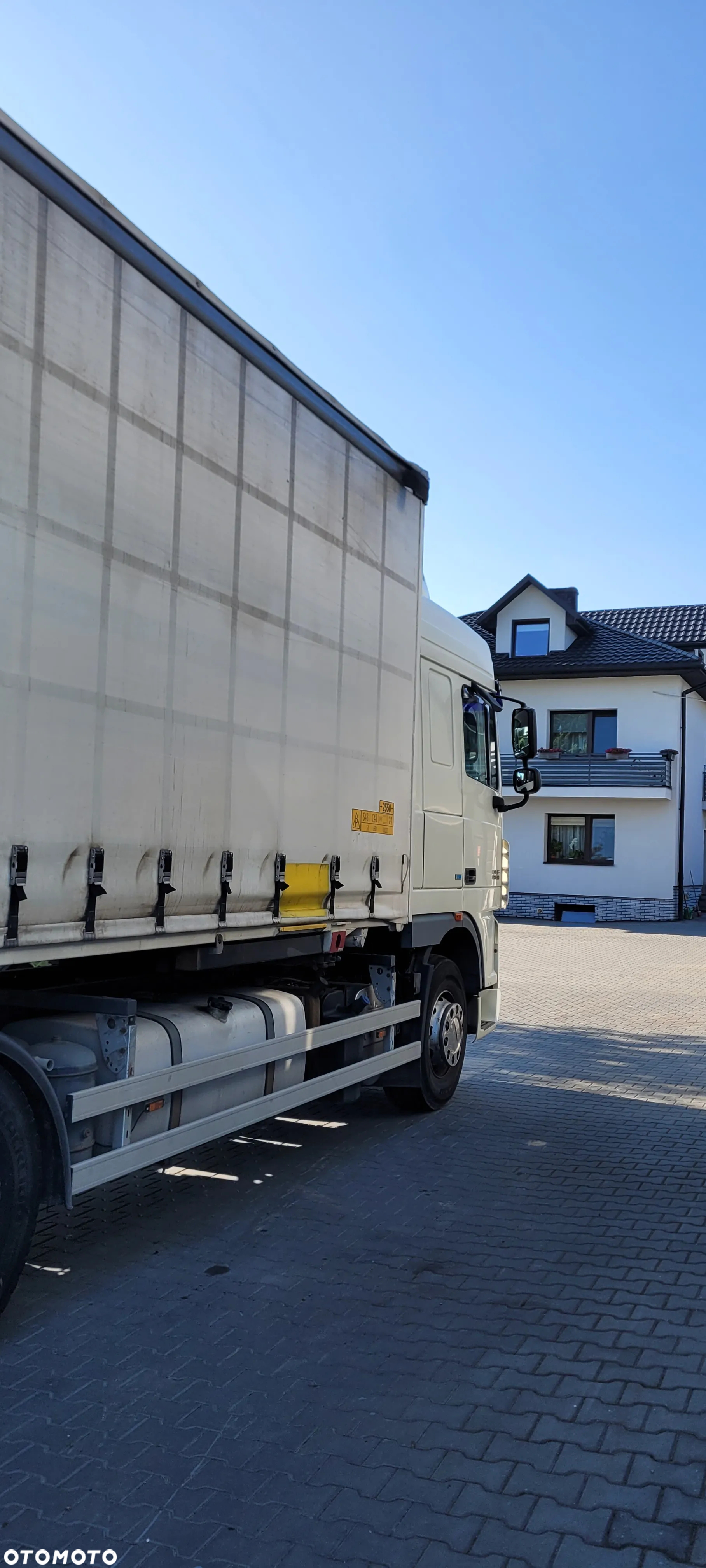 DAF XF 105.460 - 8