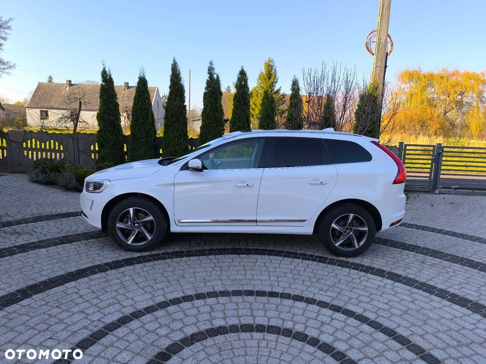Volvo XC 60 3.2 AWD Kinetic - 8