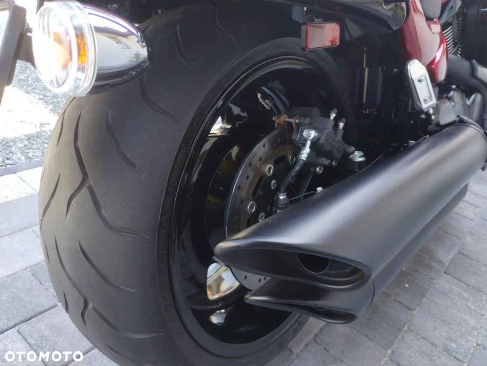 Suzuki Boulevard - 26