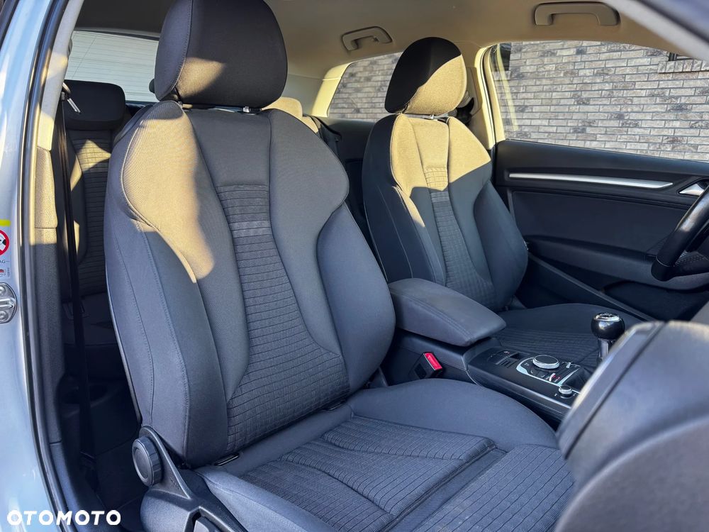Audi A3 3-drzwiowe 1.4 TFSI Ambiente - 8