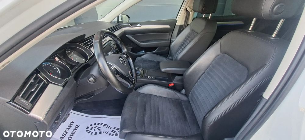 Volkswagen Passat - 21