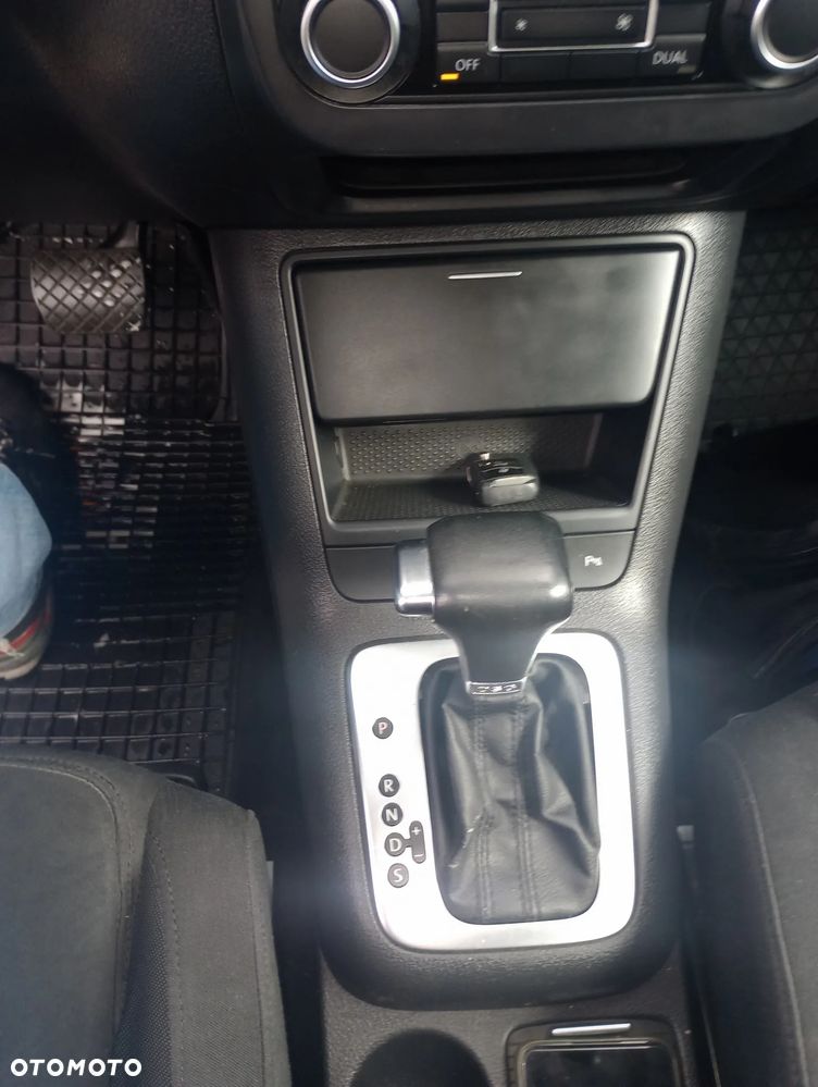 Volkswagen Golf Plus - 11