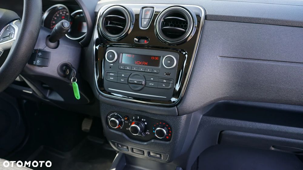 Dacia Lodgy 1.5 Blue dCi Laureate S&S - 21