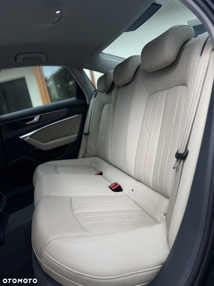 Audi A6 - 24