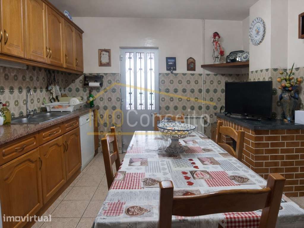 Moradia Térrea T4|| Ourém|| Caxarias|| Campo - Grande imagem: 5/30