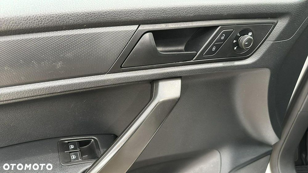 Volkswagen Caddy - 12