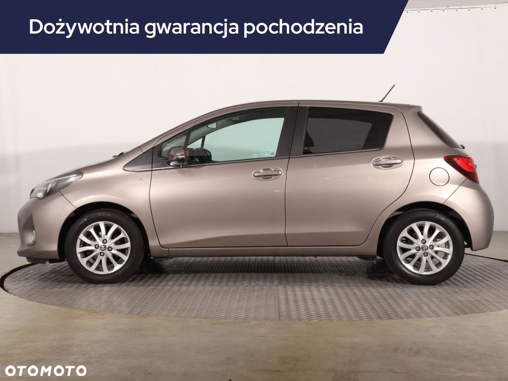 Toyota Yaris - 4