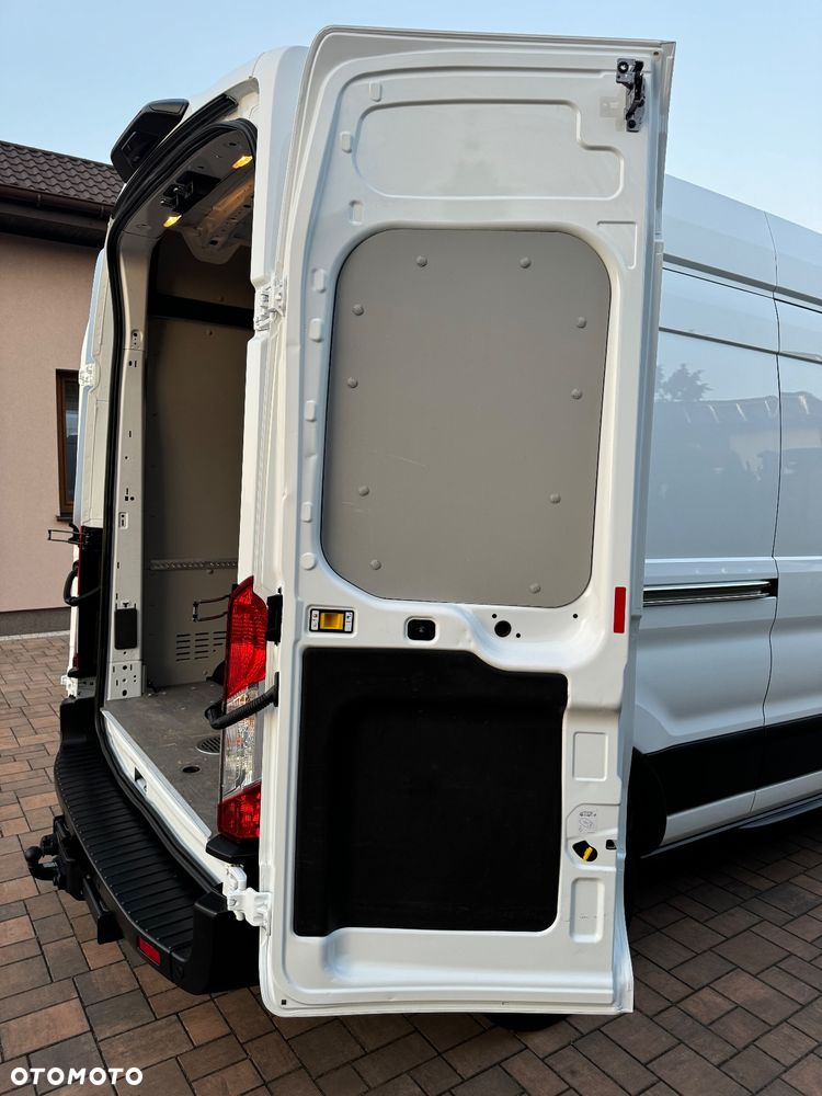 Ford Transit - 27