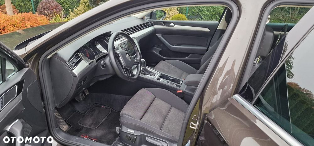 Volkswagen Passat 1.8 TSI BMT Comfortline DSG - 4