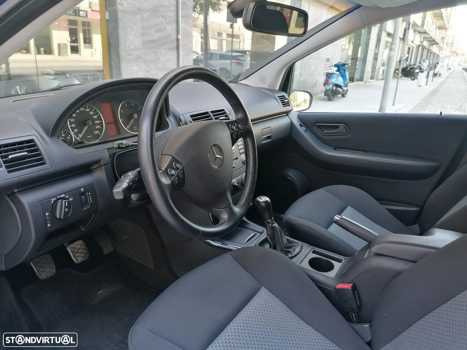 Mercedes-Benz A 150 Classic - 22