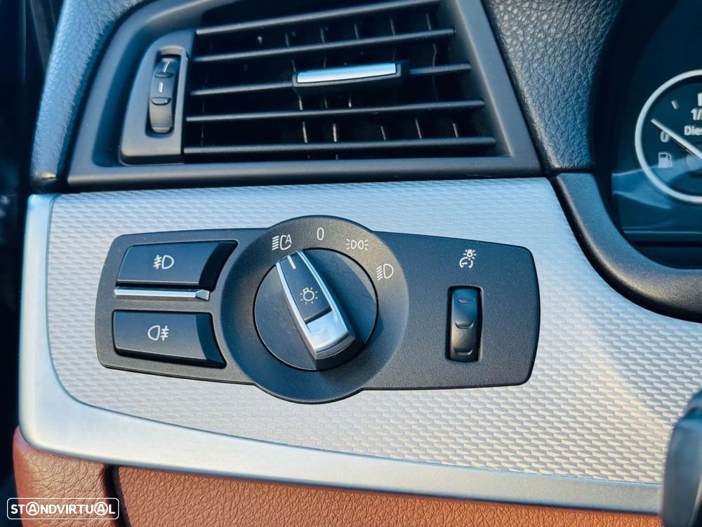 BMW 525 d Pack M Auto - 25