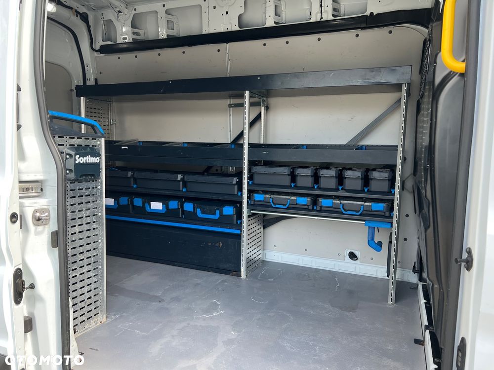 Ford transit - 21