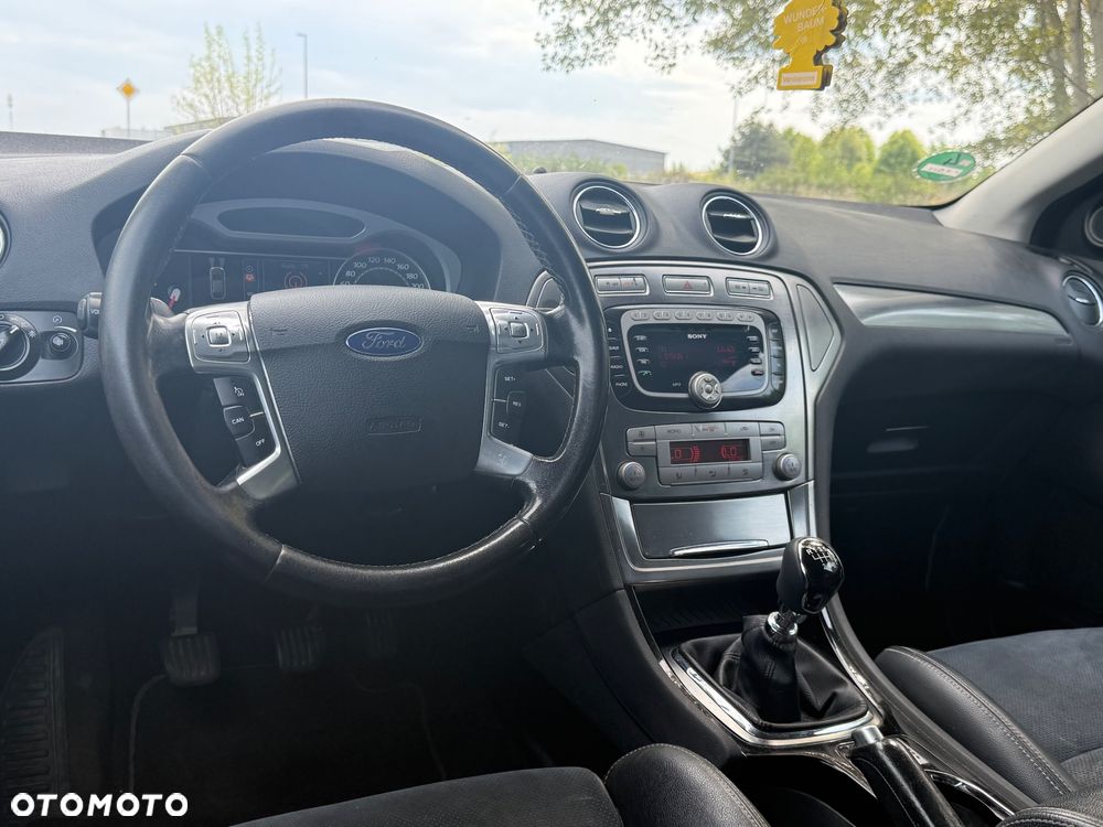 Ford Mondeo 2.0 TDCi Titanium - 17