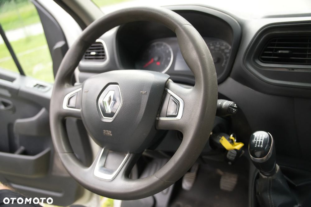 Renault Master - 16