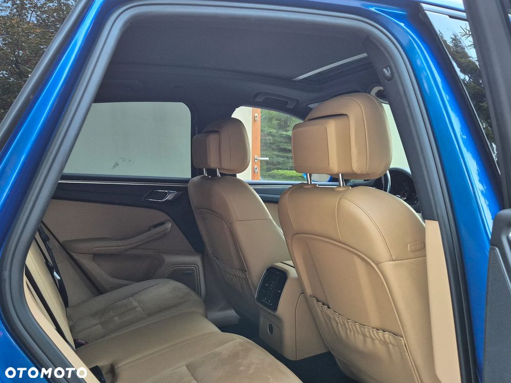 Porsche Macan - 5