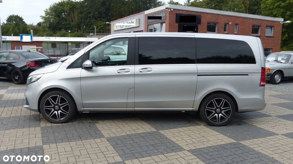 Mercedes-Benz Klasa V 300 d lang 4Matic 9G-TRONIC Avantgarde Edition 2020 - 8
