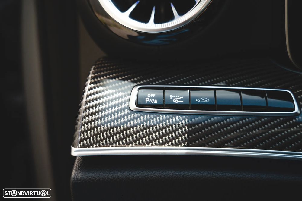 Mercedes-Benz E 63 AMG S 4-Matic+ - 40