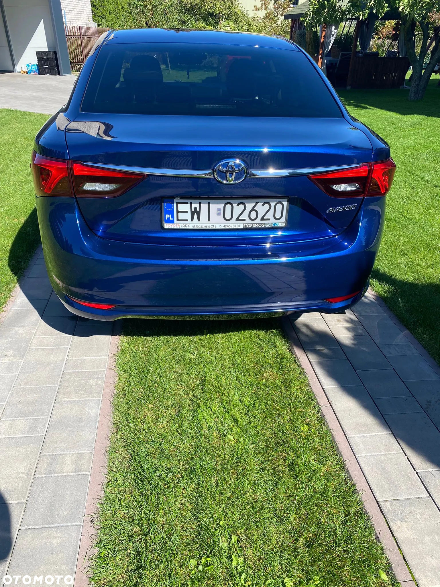 Toyota Avensis 2.0 D-4D Premium - 3