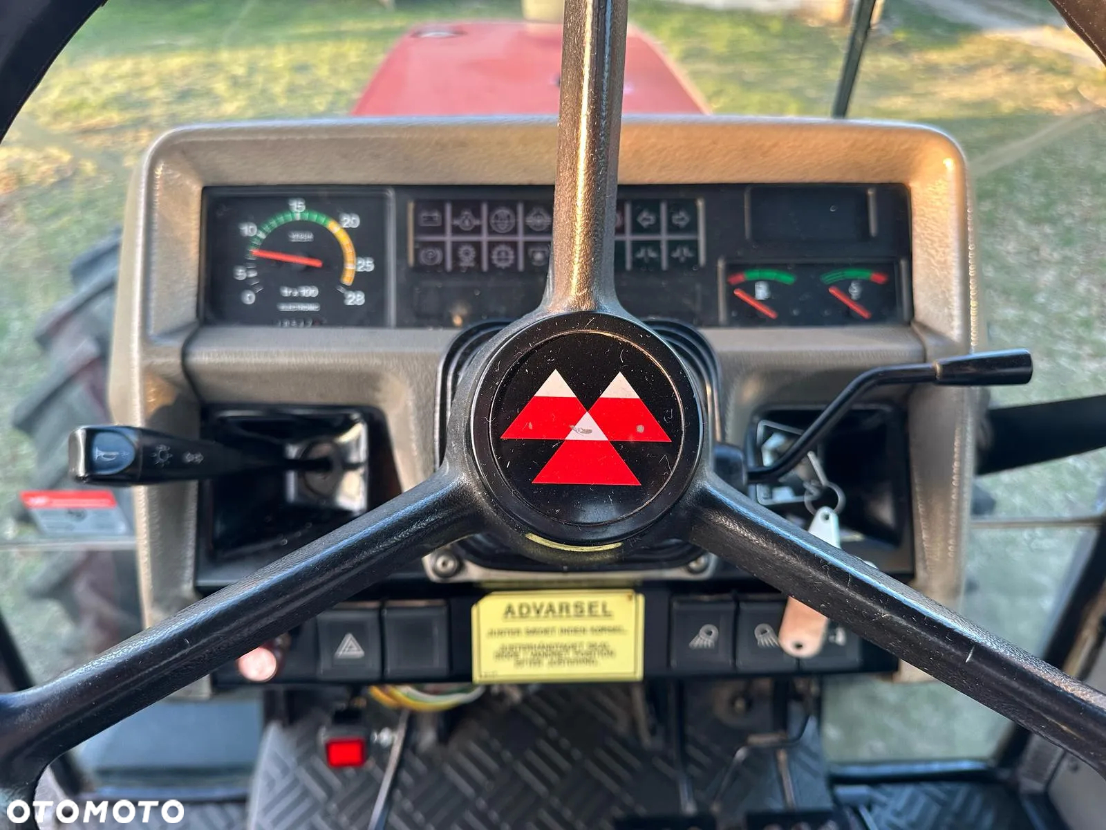 Massey Ferguson 3090 - 9