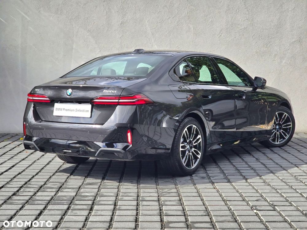 BMW Seria 5 520d xDrive mHEV M Sport - 5