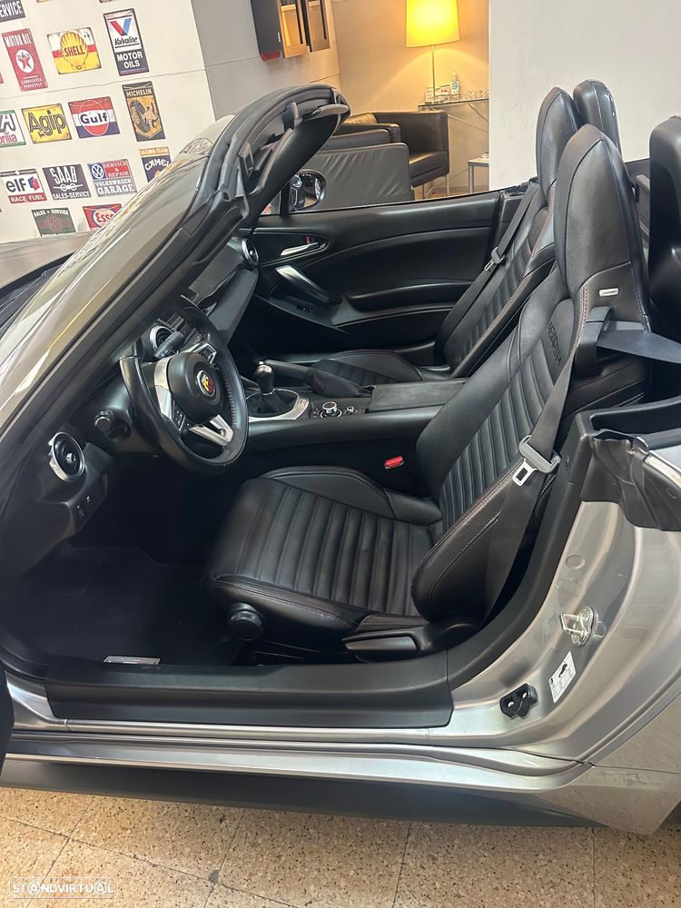 Abarth 124 Spider 1.4 MultiAir Turbo - 32