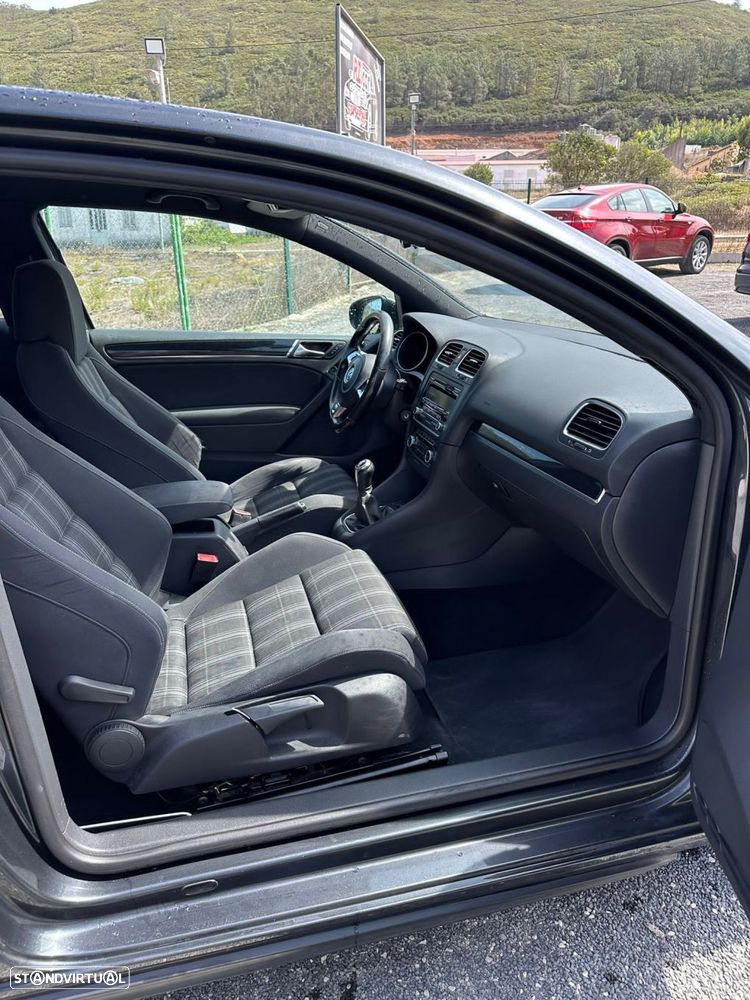 VW Golf 2.0 TDi GTD - 8