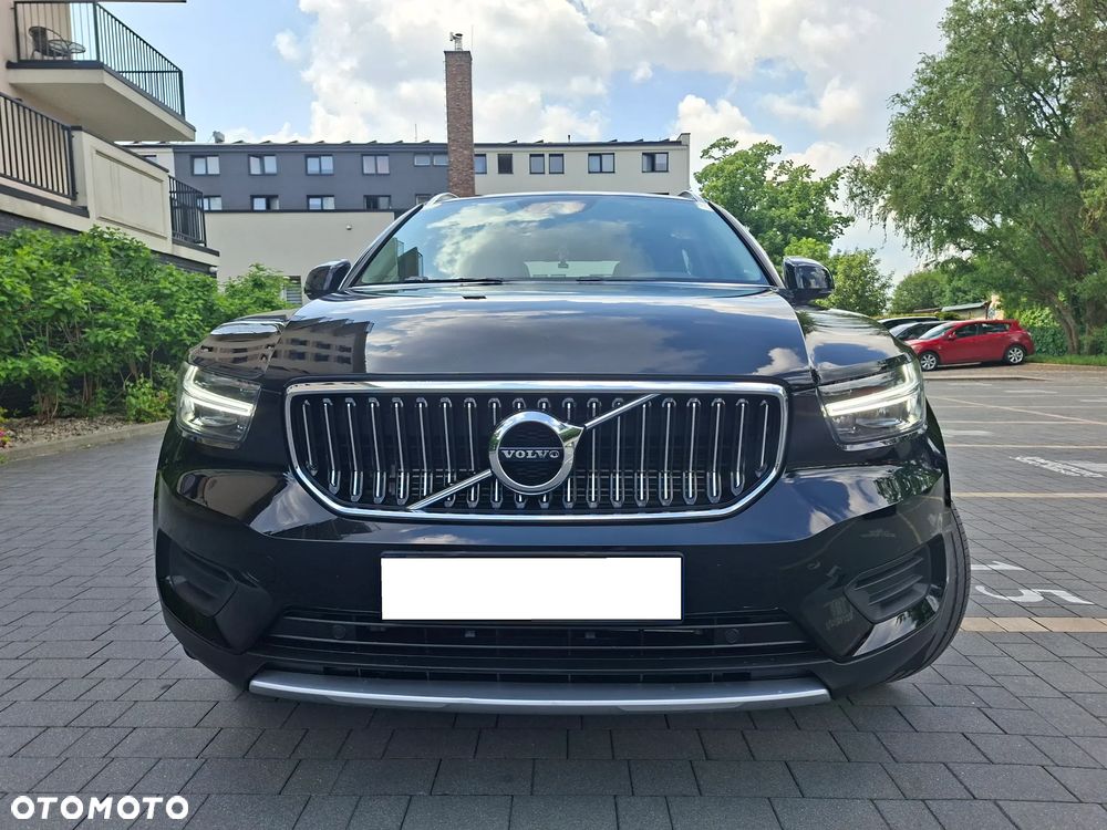 Volvo XC 40 - 25