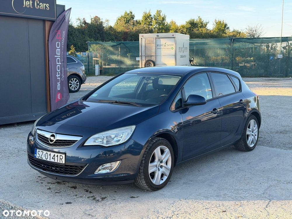 Opel Astra - 1