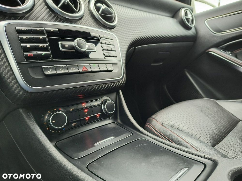 Mercedes-Benz Klasa A 200 d 7G-DCT - 26