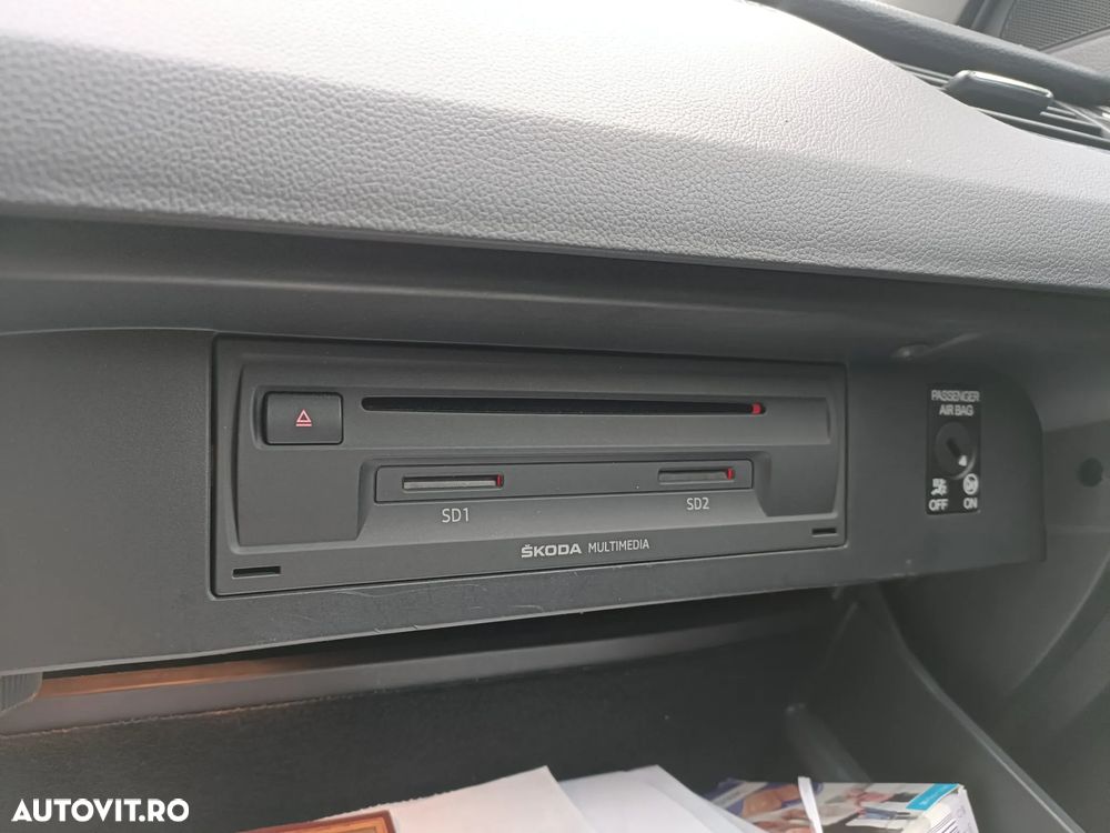 Skoda Octavia 2.0 TDI ELEGANCE - 12