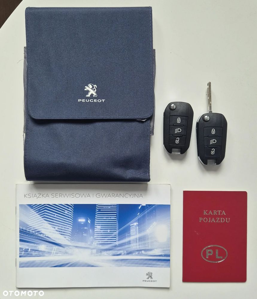 Peugeot 208 1.2 PureTech Style - 10