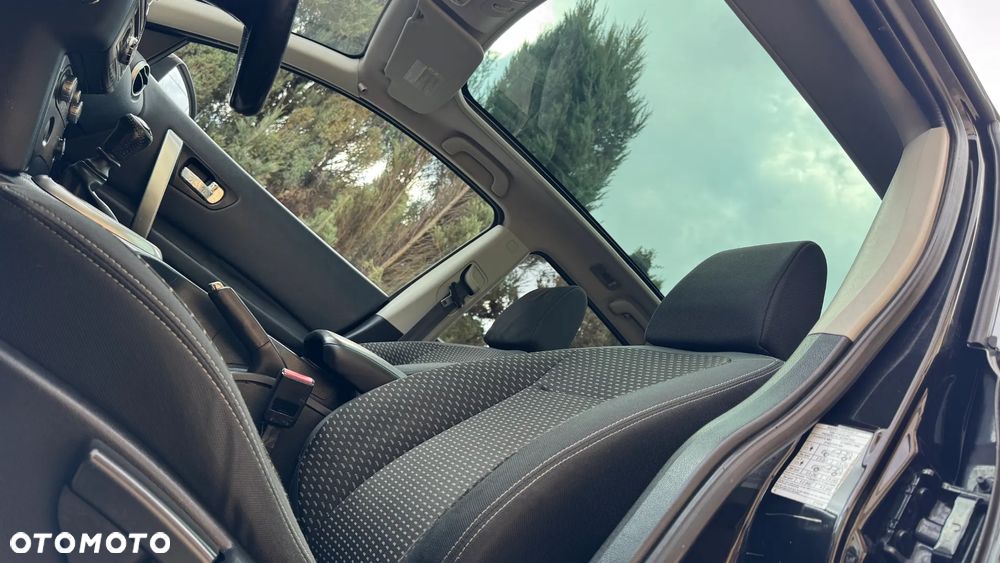 Nissan Qashqai+2 - 15