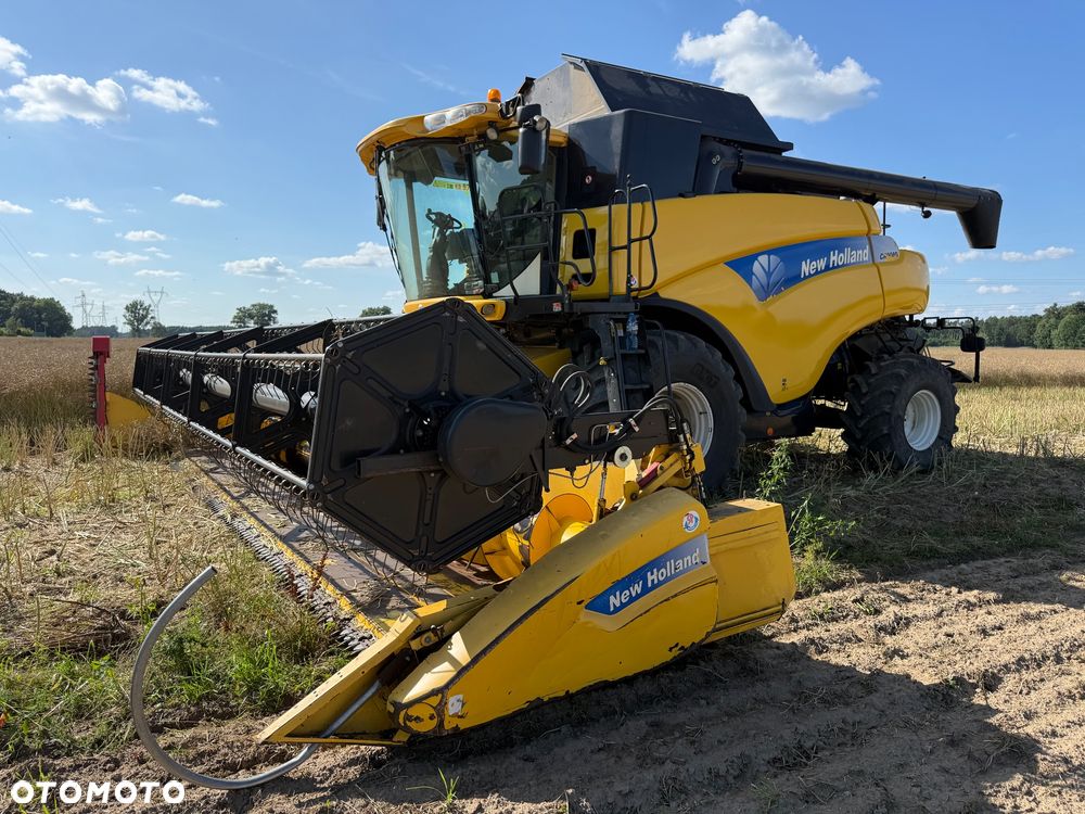 New Holland CR 9080 - 9