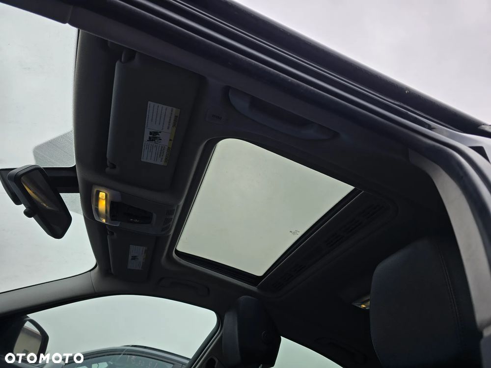 BMW Seria 3 328i xDrive Sport-Aut Modern Line - 11