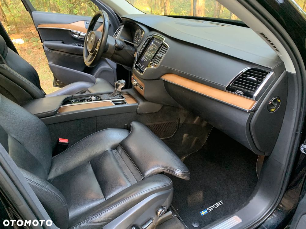 Volvo XC 90 B5 D AWD Inscription - 22