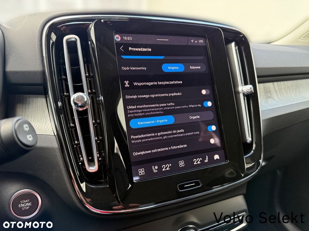 Volvo XC 40 - 25