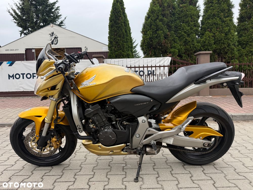 Honda Hornet - 16
