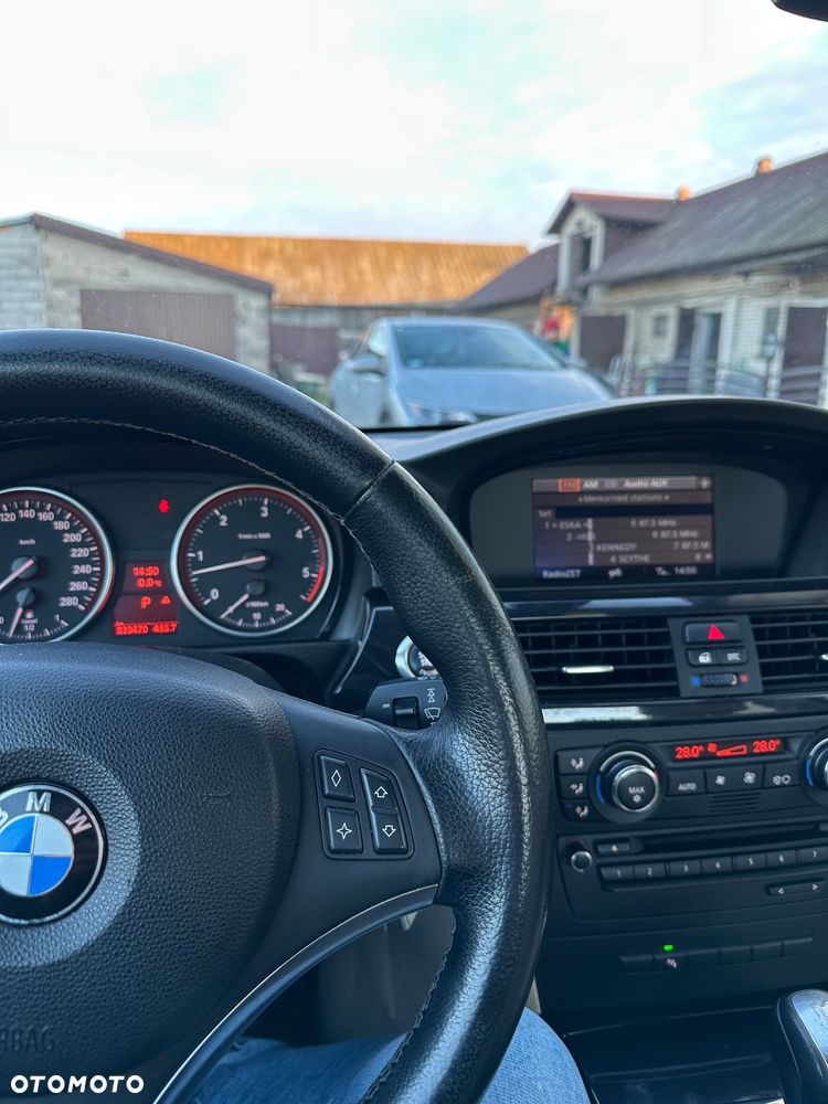 BMW Seria 3 325d - 26