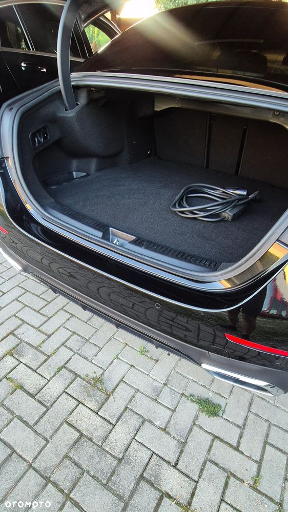 Mercedes-Benz Klasa E 300 9G-TRONIC AMG Line - 23