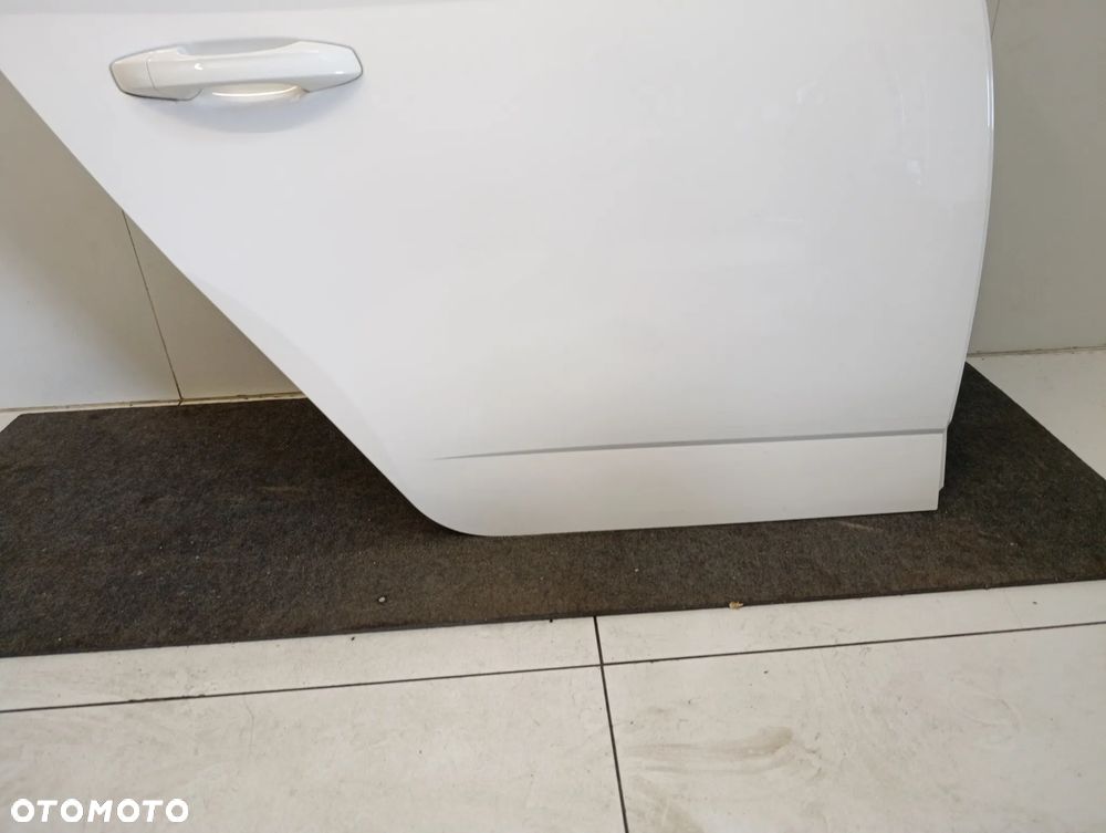 DRZWI PRAWE TYŁ TYLNE SKODA FABIA III 3 HB - 4