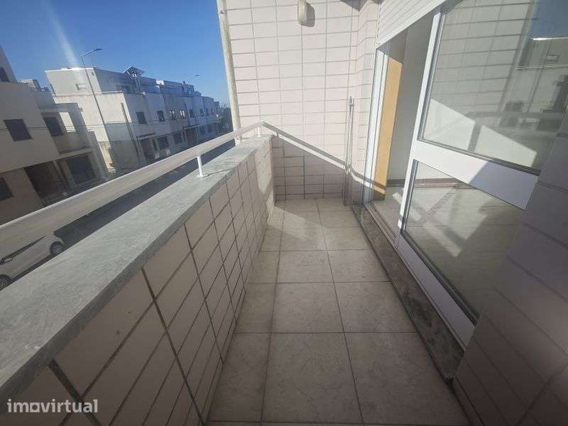 T2 com garagem   varandas - Grande imagem: 4/12