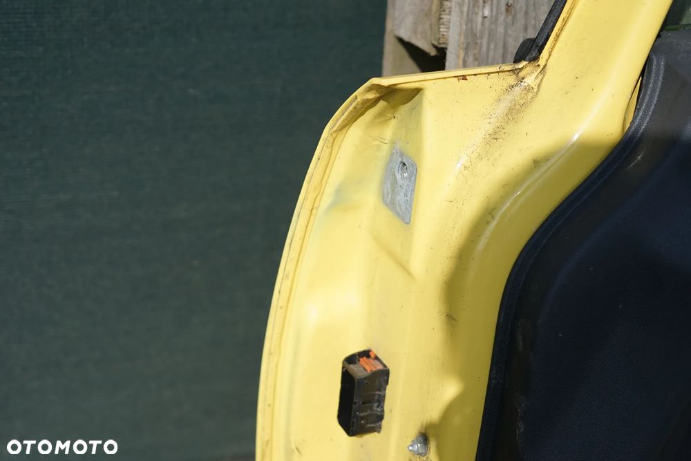 Drzwi przód przednie prawe Opel Corsa D 5d - 11