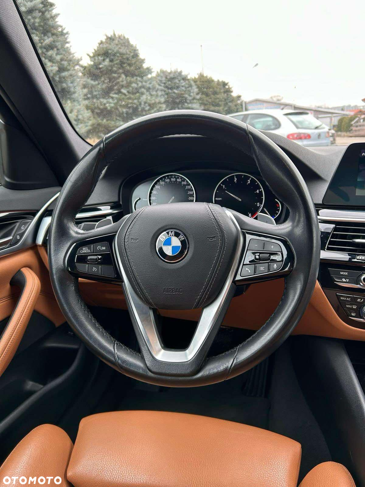 BMW Seria 5 518d Sport Line - 10