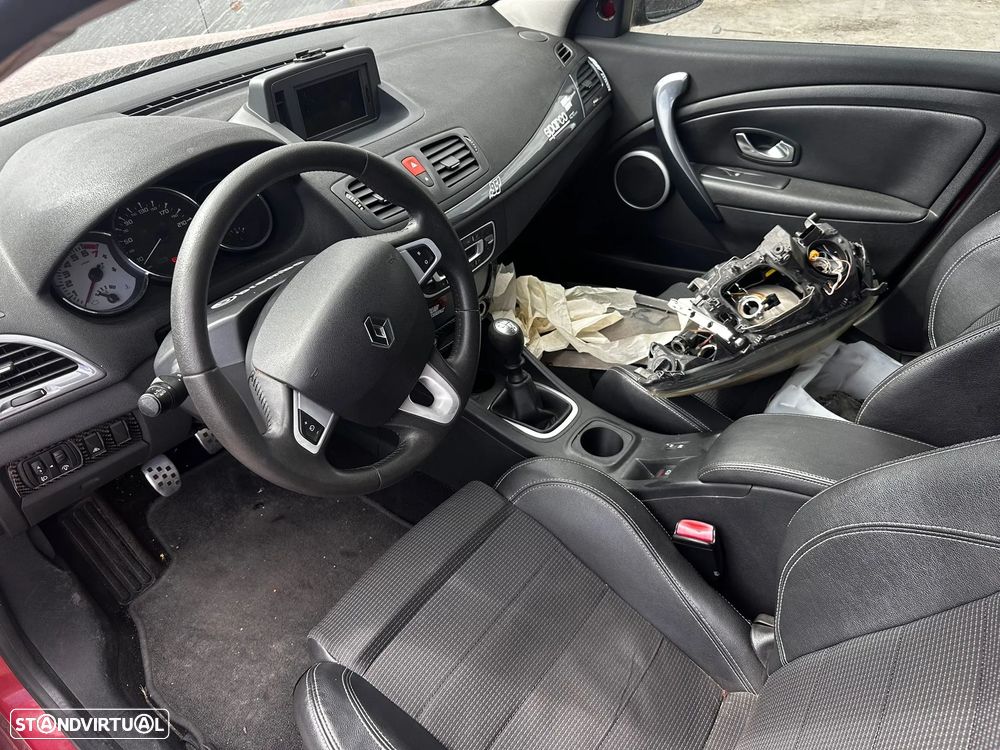 Renault Megane III 1.4 TCe GTline 130cv de 2011 - 9