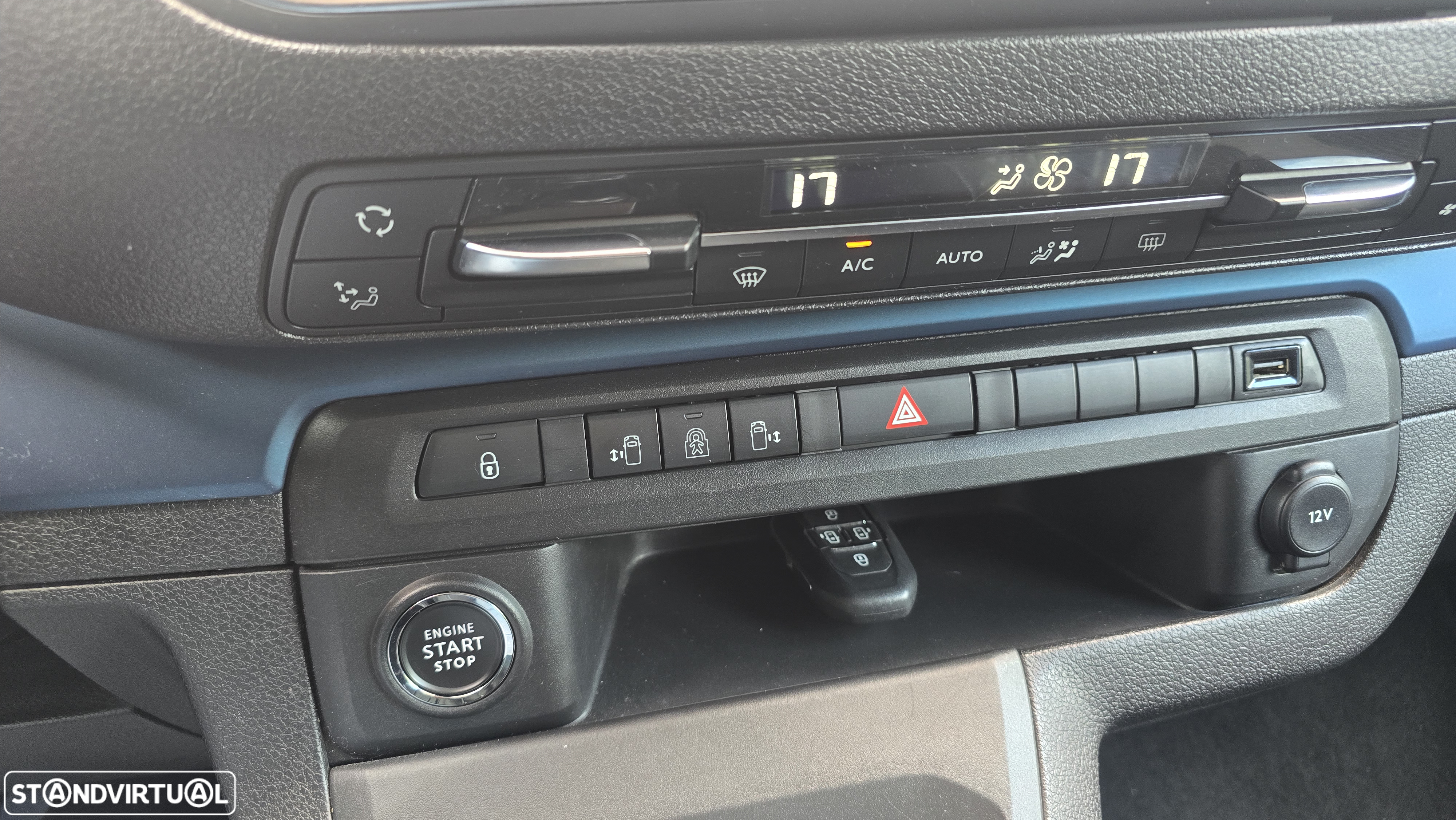Peugeot Traveller 1.5 BlueHDi L3H1 Allure Long - 22