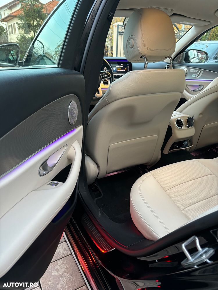 Mercedes-Benz E 200 Aut. - 13