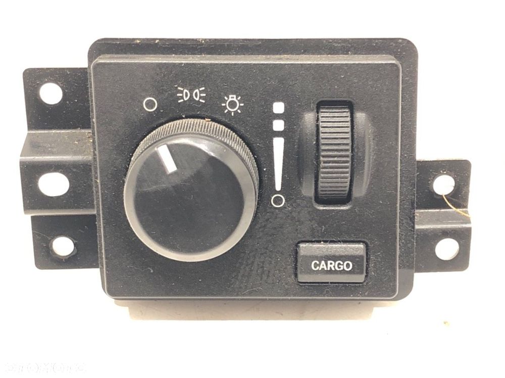 WŁĄCZNIK ŚWIATEŁ NA DESCE  DODGE DAKOTA 2003 - 2022 3.7 157 kW [213 KM] benzyna 2003 - 2022 - 1